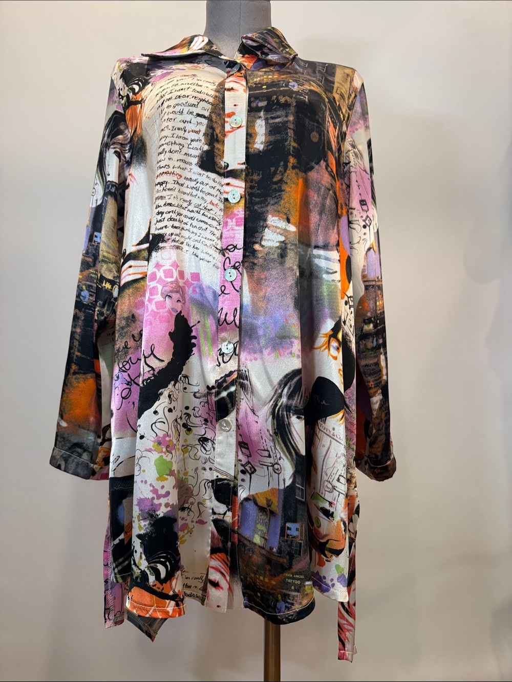Lace Oversized Satin Art Print Shirt | Small | Pearl Buttons
